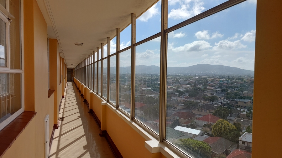 2 Bedroom Property for Sale in Townsend Estate Western Cape